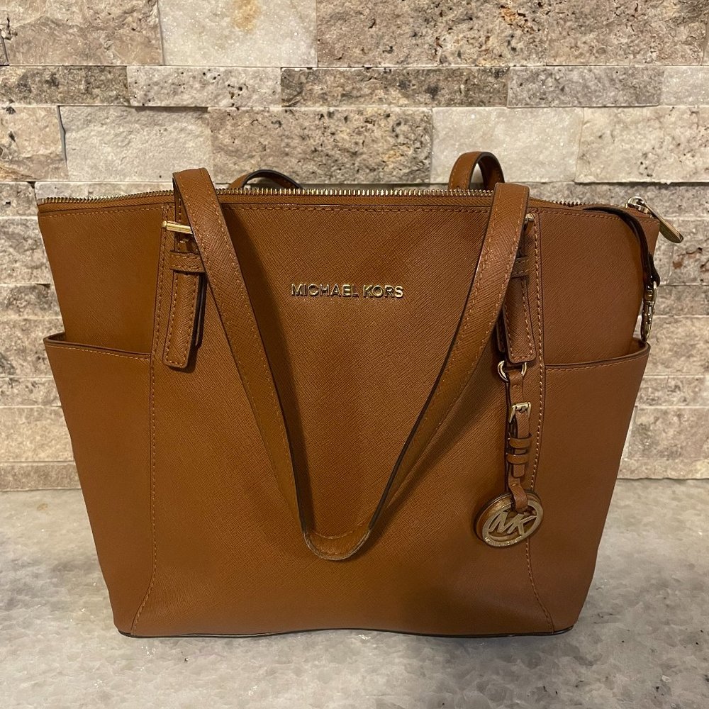 Michael Kors Charlotte Large Top Zip Purse